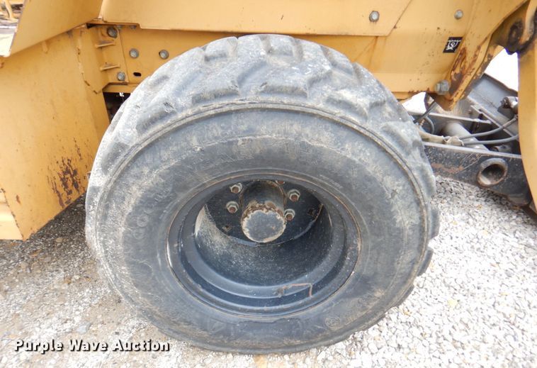 image for item DM6156 1999 Vermeer V5750  trencher