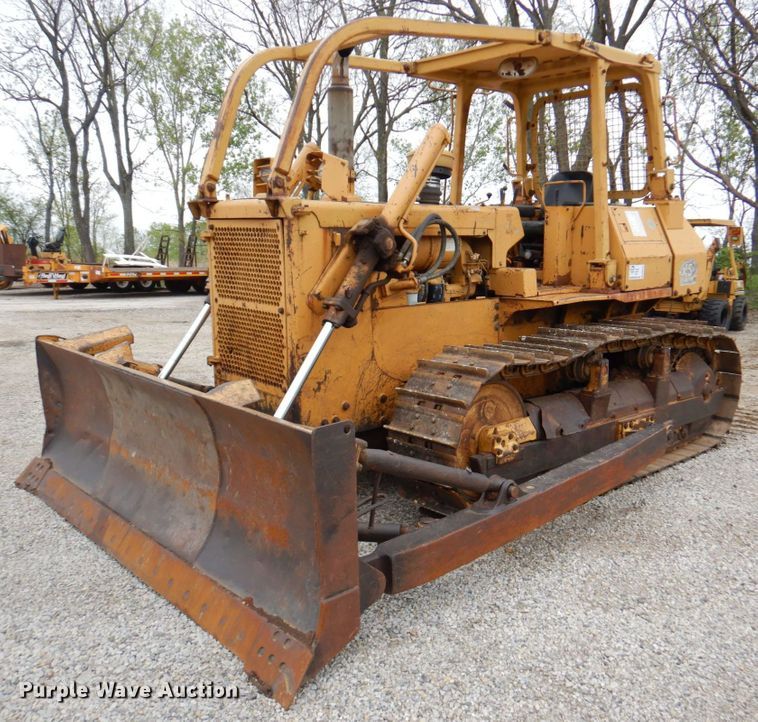 image for item DM6157 Komatsu D53A-17  dozer