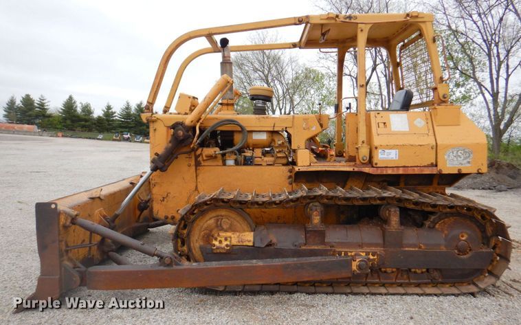 image for item DM6157 Komatsu D53A-17  dozer
