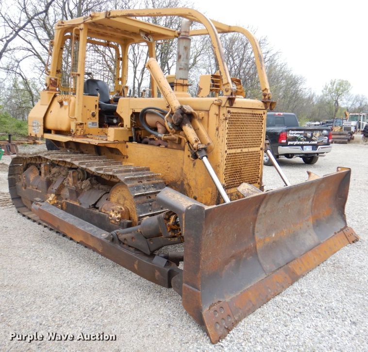 image for item DM6157 Komatsu D53A-17  dozer
