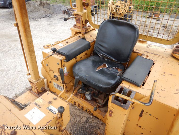 image for item DM6157 Komatsu D53A-17  dozer