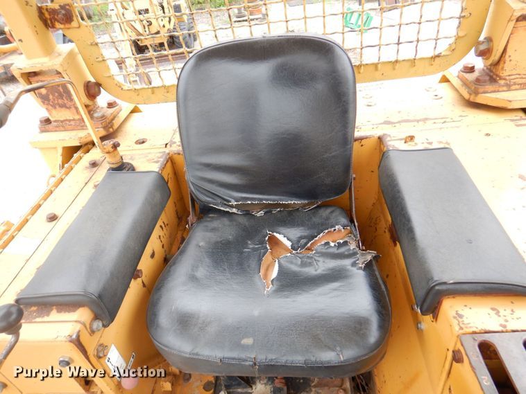 image for item DM6157 Komatsu D53A-17  dozer