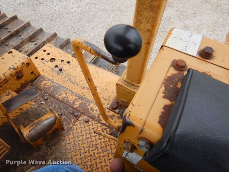 image for item DM6157 Komatsu D53A-17  dozer