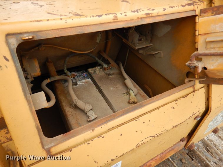 image for item DM6157 Komatsu D53A-17  dozer
