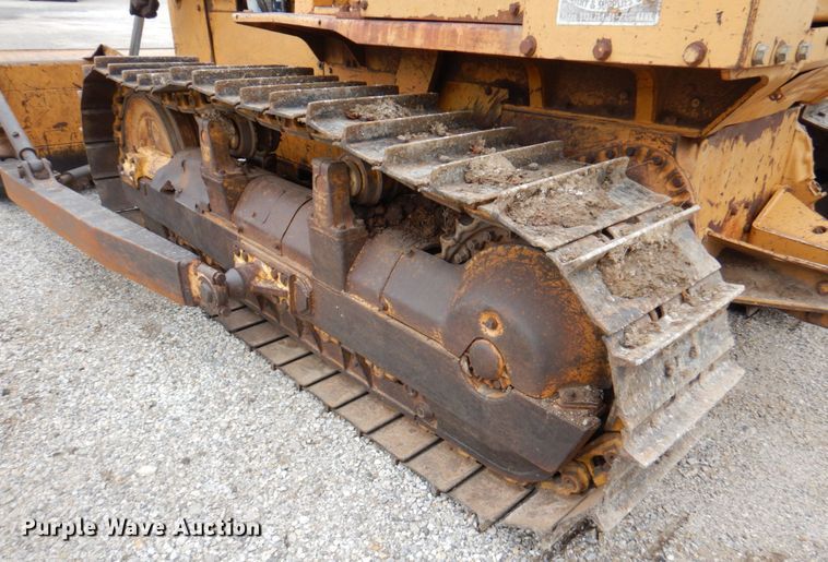 image for item DM6157 Komatsu D53A-17  dozer