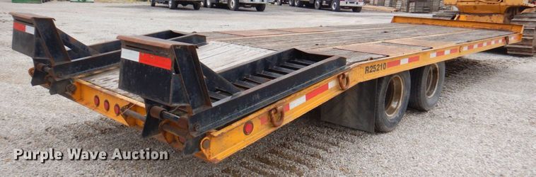 image for item DM6159 2011 Redi Haul R25210PFE-102  equipment trailer