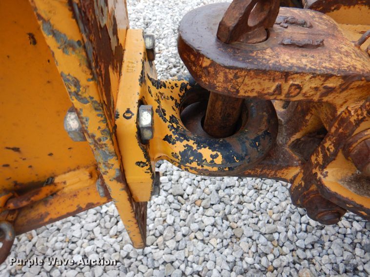 image for item DM6159 2011 Redi Haul R25210PFE-102  equipment trailer