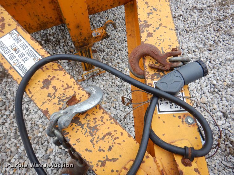 image for item DM6159 2011 Redi Haul R25210PFE-102  equipment trailer