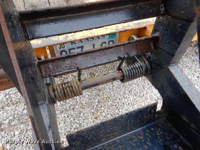 image for item DM6159 2011 Redi Haul R25210PFE-102  equipment trailer