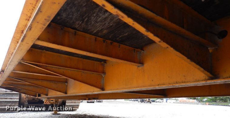 image for item DM6159 2011 Redi Haul R25210PFE-102  equipment trailer