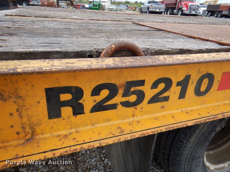 image for item DM6159 2011 Redi Haul R25210PFE-102  equipment trailer