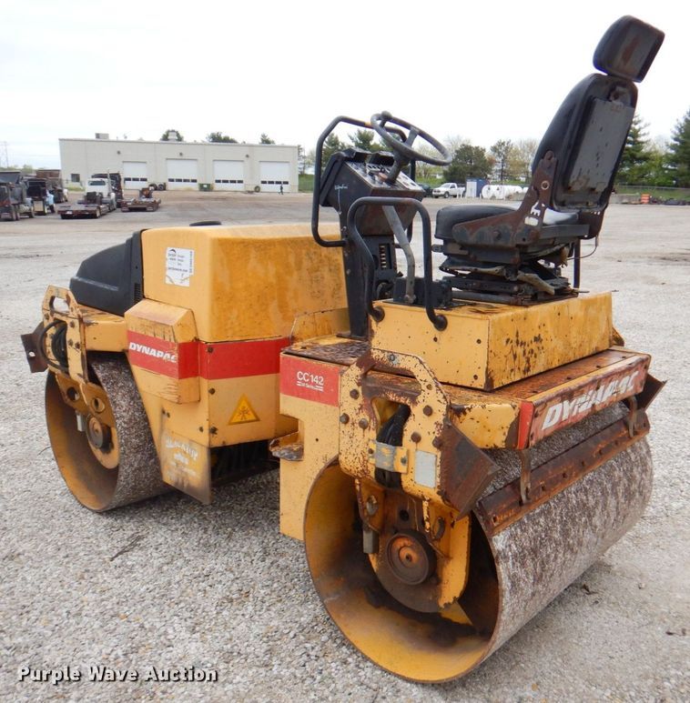 image for item DM6160 1994 Dynapac CC142  double drum roller