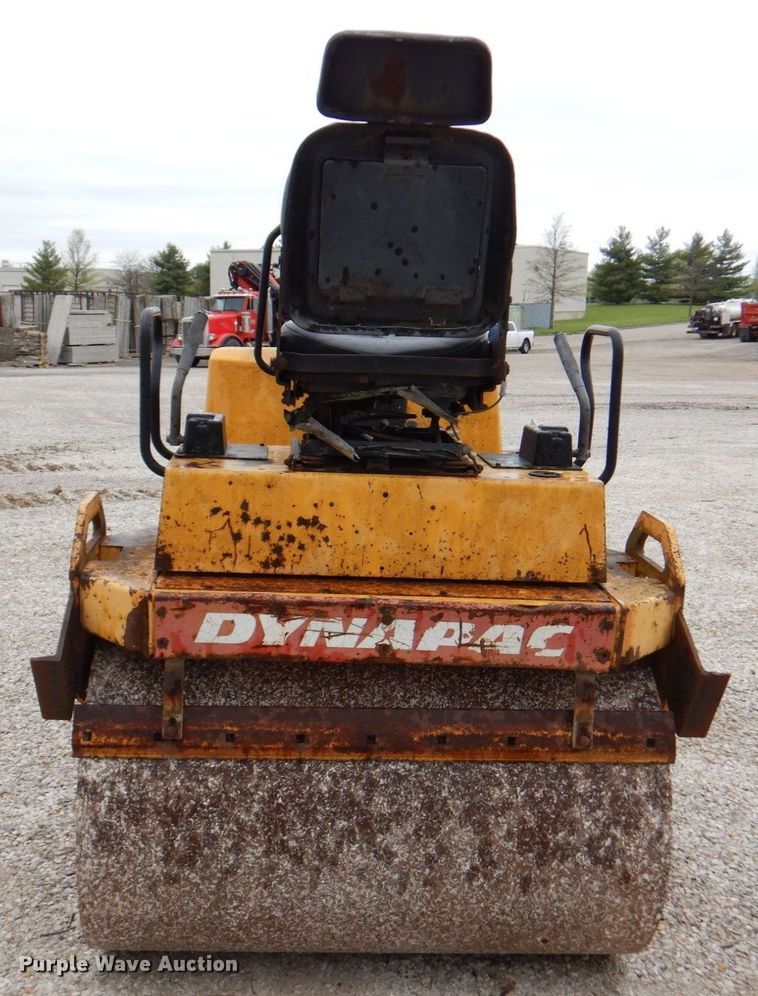 image for item DM6160 1994 Dynapac CC142  double drum roller