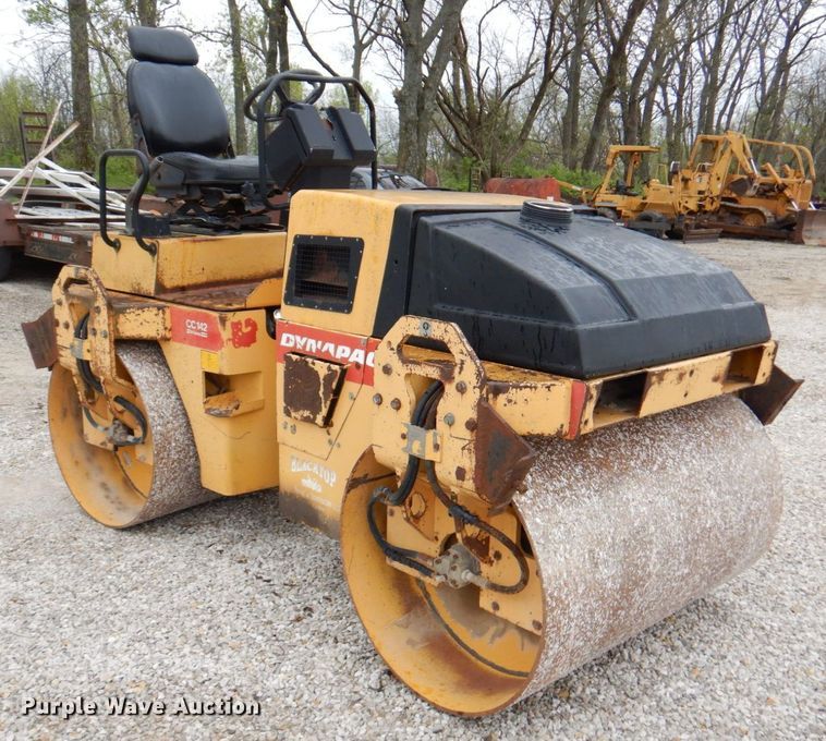 image for item DM6160 1994 Dynapac CC142  double drum roller