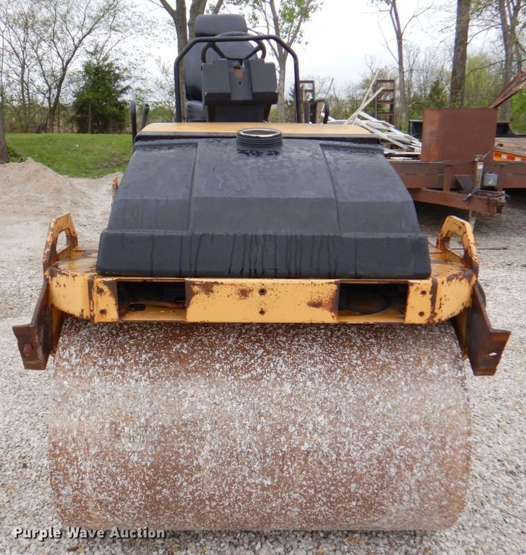 image for item DM6160 1994 Dynapac CC142  double drum roller