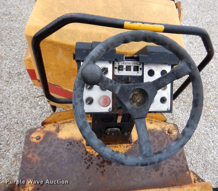 image for item DM6160 1994 Dynapac CC142  double drum roller