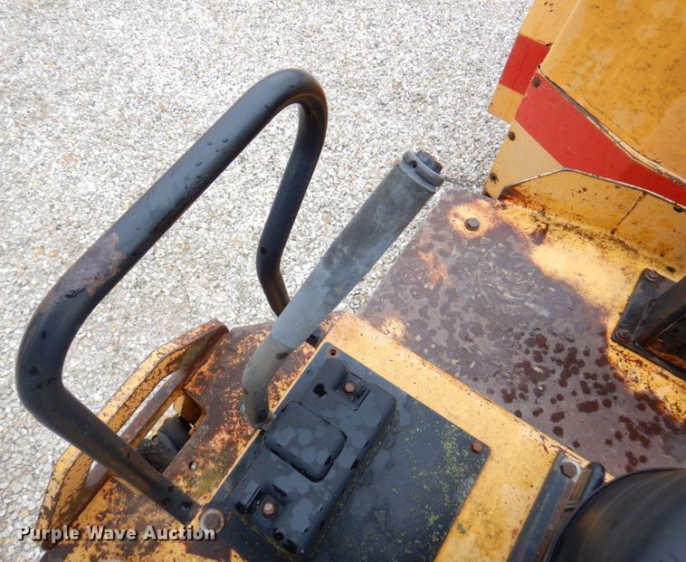 image for item DM6160 1994 Dynapac CC142  double drum roller