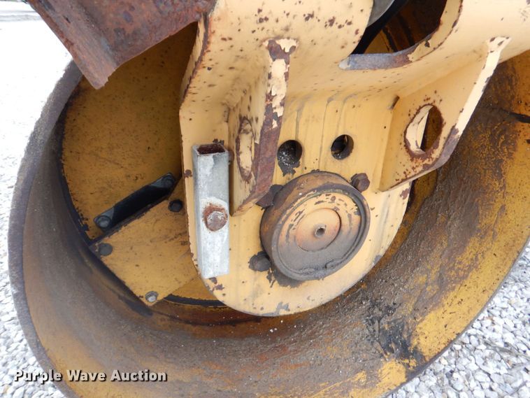 image for item DM6160 1994 Dynapac CC142  double drum roller