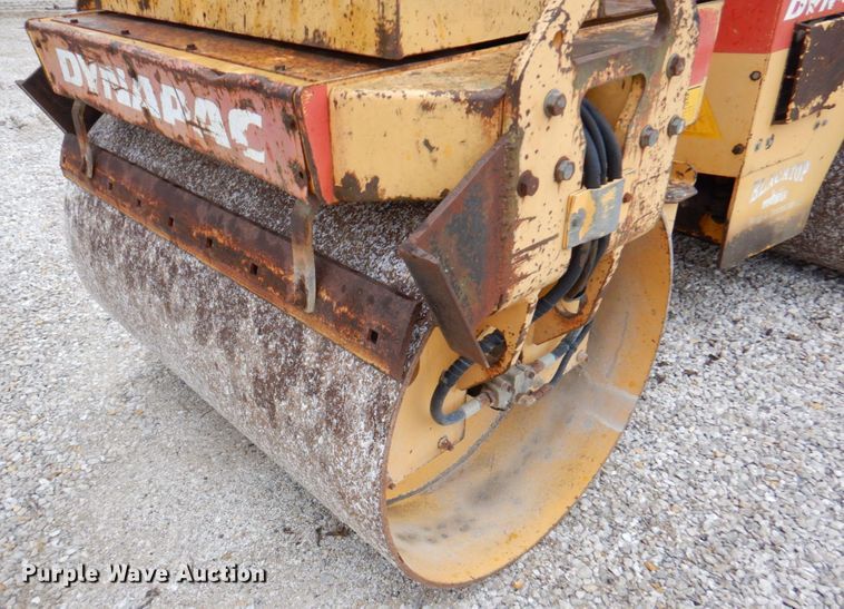 image for item DM6160 1994 Dynapac CC142  double drum roller