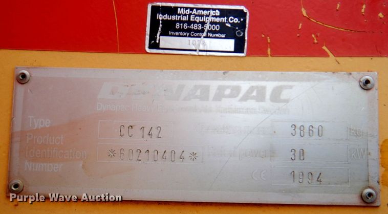 image for item DM6160 1994 Dynapac CC142  double drum roller