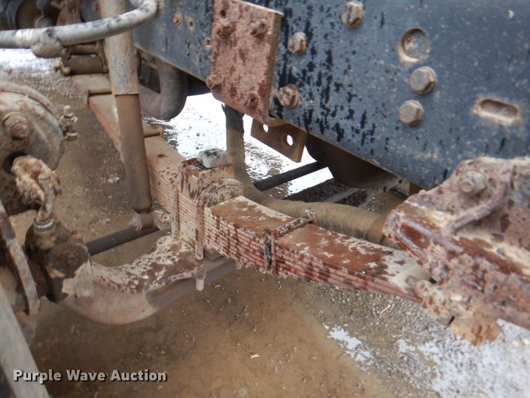 image for item DM6162 1995 Ford F800  dump truck