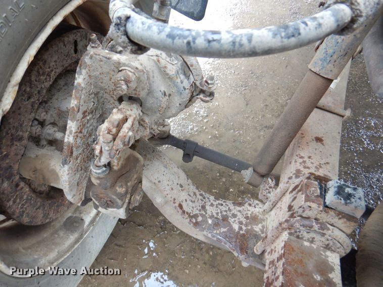 image for item DM6162 1995 Ford F800  dump truck