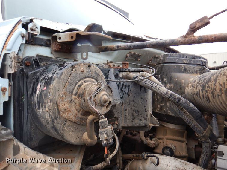 image for item DM6162 1995 Ford F800  dump truck