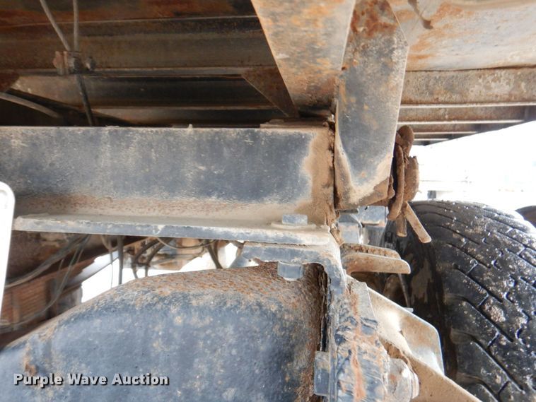 image for item DM6162 1995 Ford F800  dump truck
