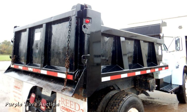 image for item DM6162 1995 Ford F800  dump truck