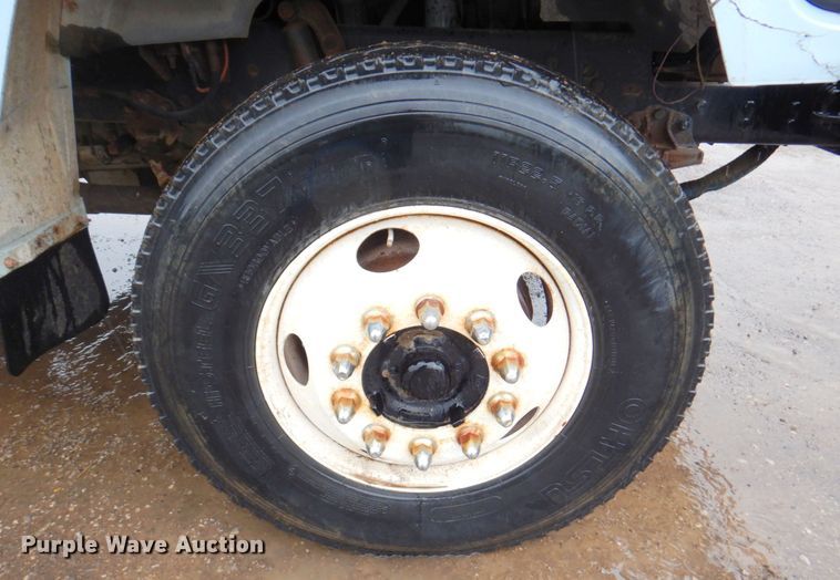 image for item DM6162 1995 Ford F800  dump truck