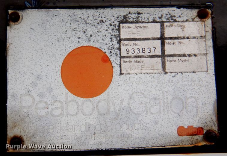 image for item DM6162 1995 Ford F800  dump truck