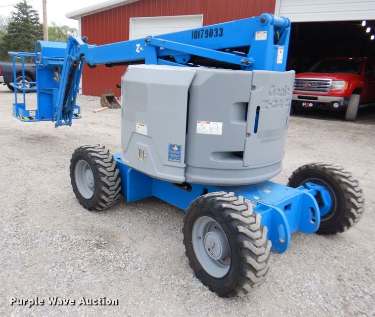image for item DM6185 2013 Genie Z34/22  boom lift