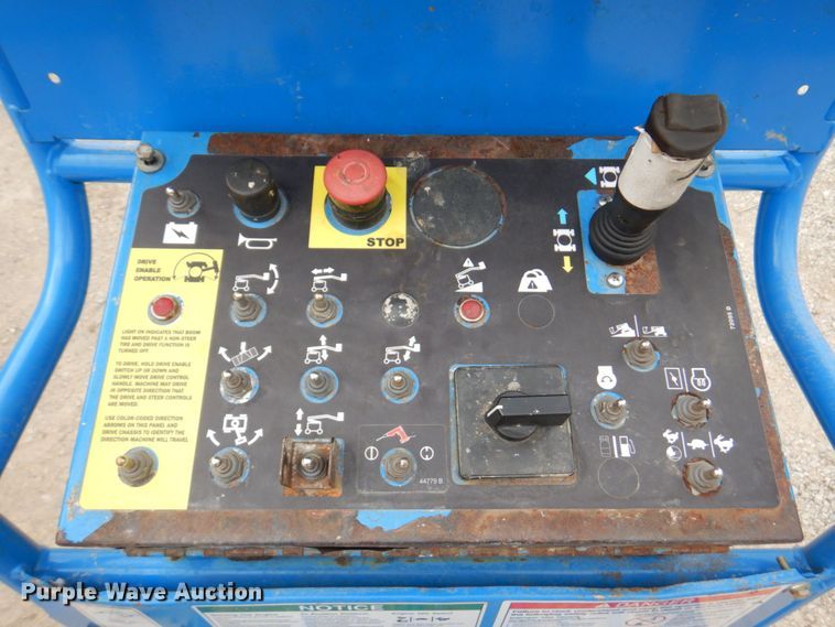 image for item DM6185 2013 Genie Z34/22  boom lift