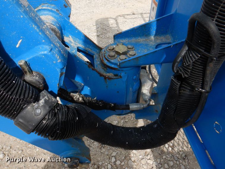 image for item DM6185 2013 Genie Z34/22  boom lift