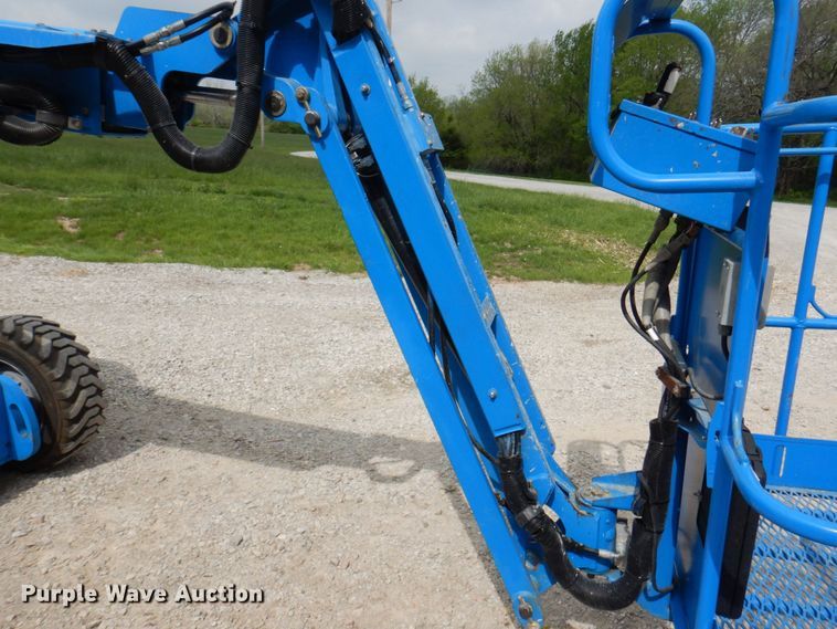image for item DM6185 2013 Genie Z34/22  boom lift
