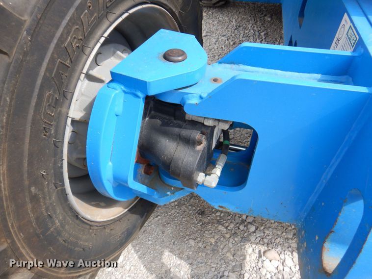 image for item DM6185 2013 Genie Z34/22  boom lift