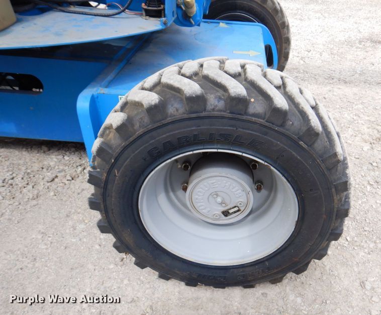 image for item DM6185 2013 Genie Z34/22  boom lift