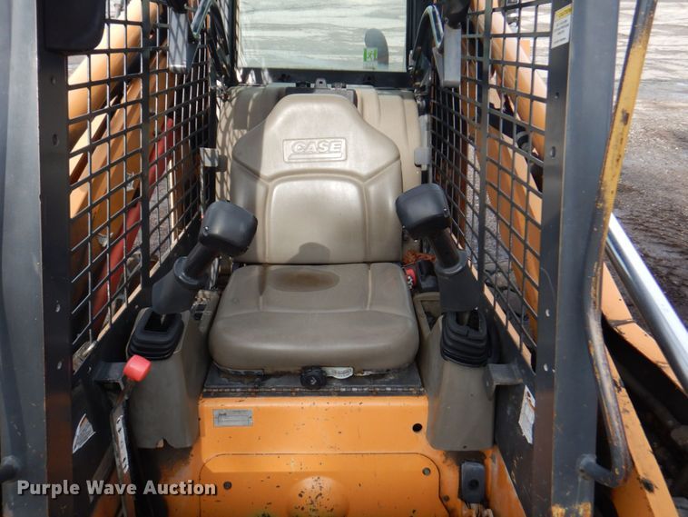 image for item DM6221 2007 Case 450  skid steer loader