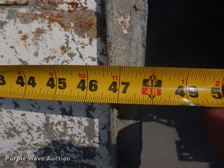 image for item DM7331 2000 International 5600i  ready mix truck