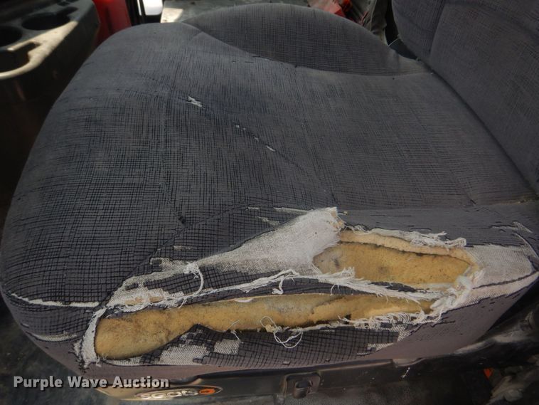 image for item DM7331 2000 International 5600i  ready mix truck