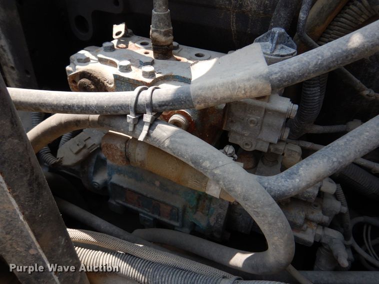 image for item DM7331 2000 International 5600i  ready mix truck