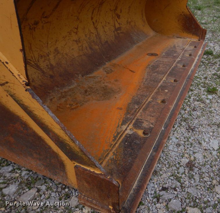 image for item DM7333 2004 Caterpillar 420D  backhoe