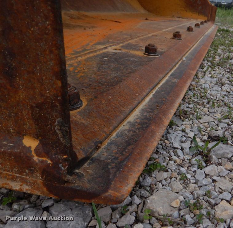 image for item DM7333 2004 Caterpillar 420D  backhoe