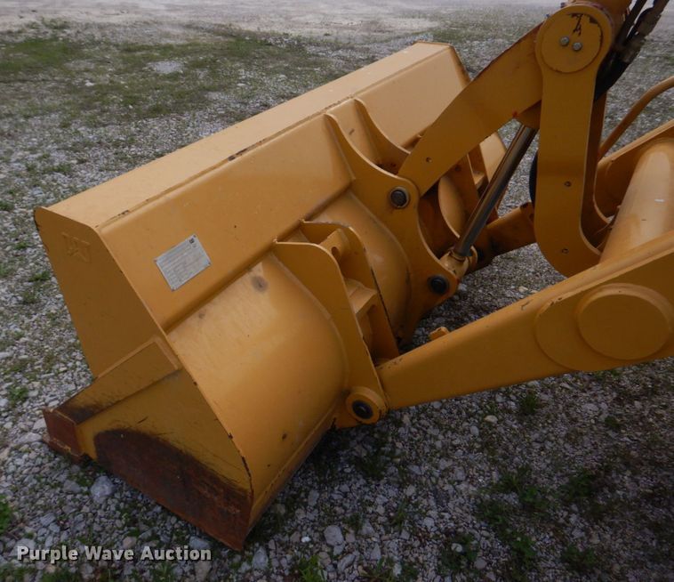 image for item DM7333 2004 Caterpillar 420D  backhoe