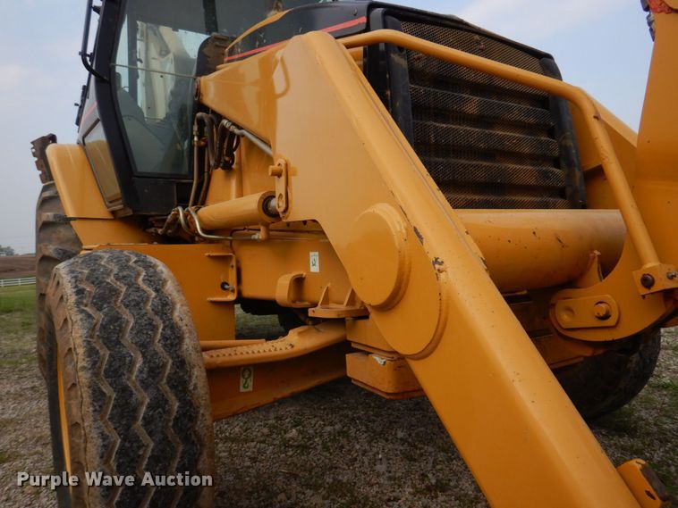 image for item DM7333 2004 Caterpillar 420D  backhoe