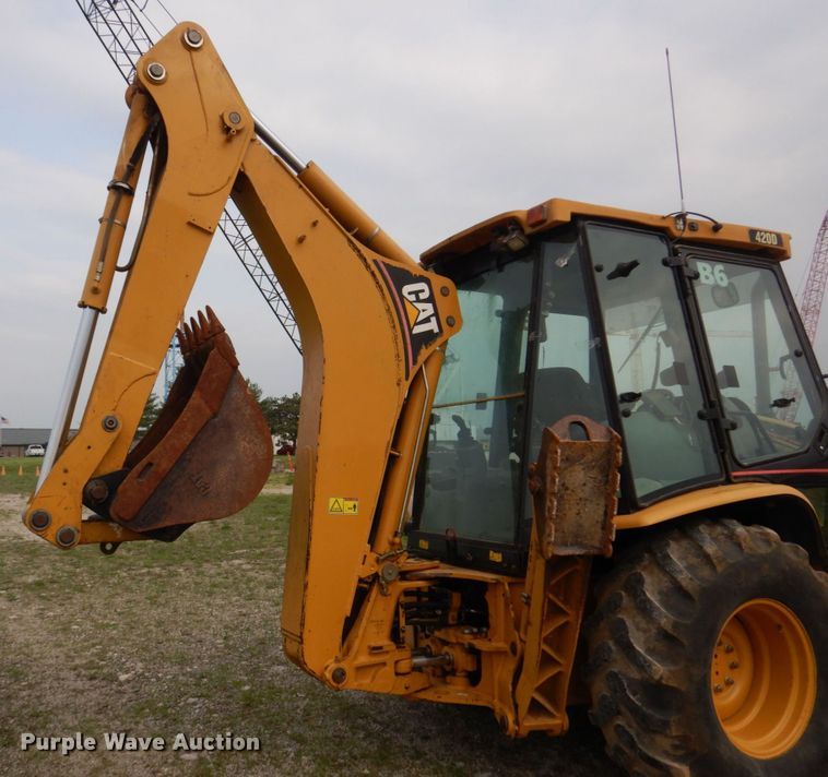 image for item DM7333 2004 Caterpillar 420D  backhoe