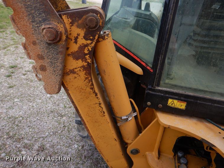 image for item DM7333 2004 Caterpillar 420D  backhoe