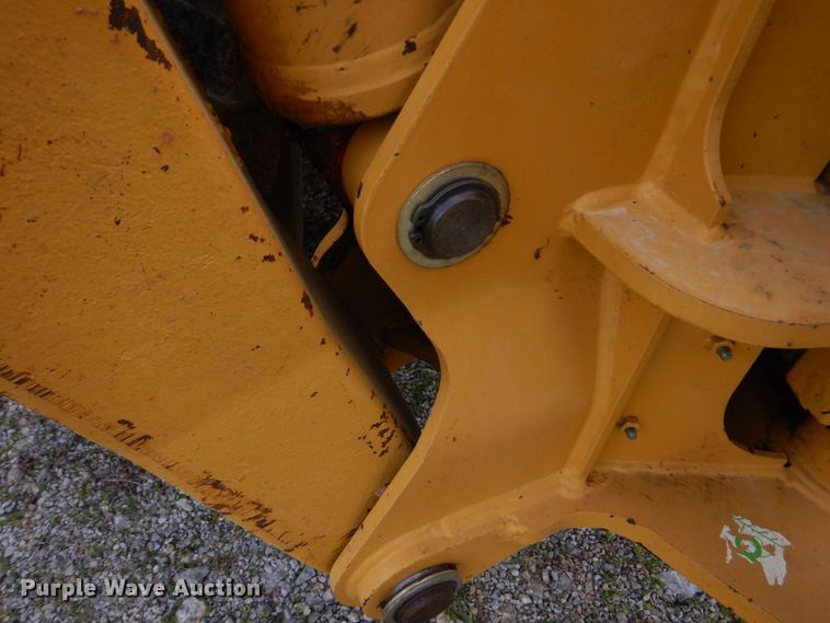 image for item DM7333 2004 Caterpillar 420D  backhoe