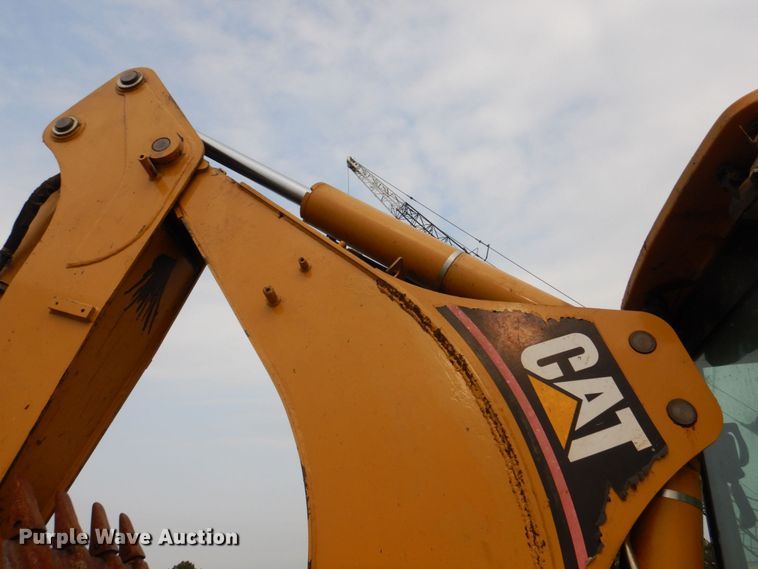 image for item DM7333 2004 Caterpillar 420D  backhoe
