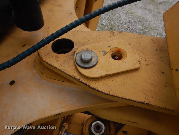 image for item DM7333 2004 Caterpillar 420D  backhoe